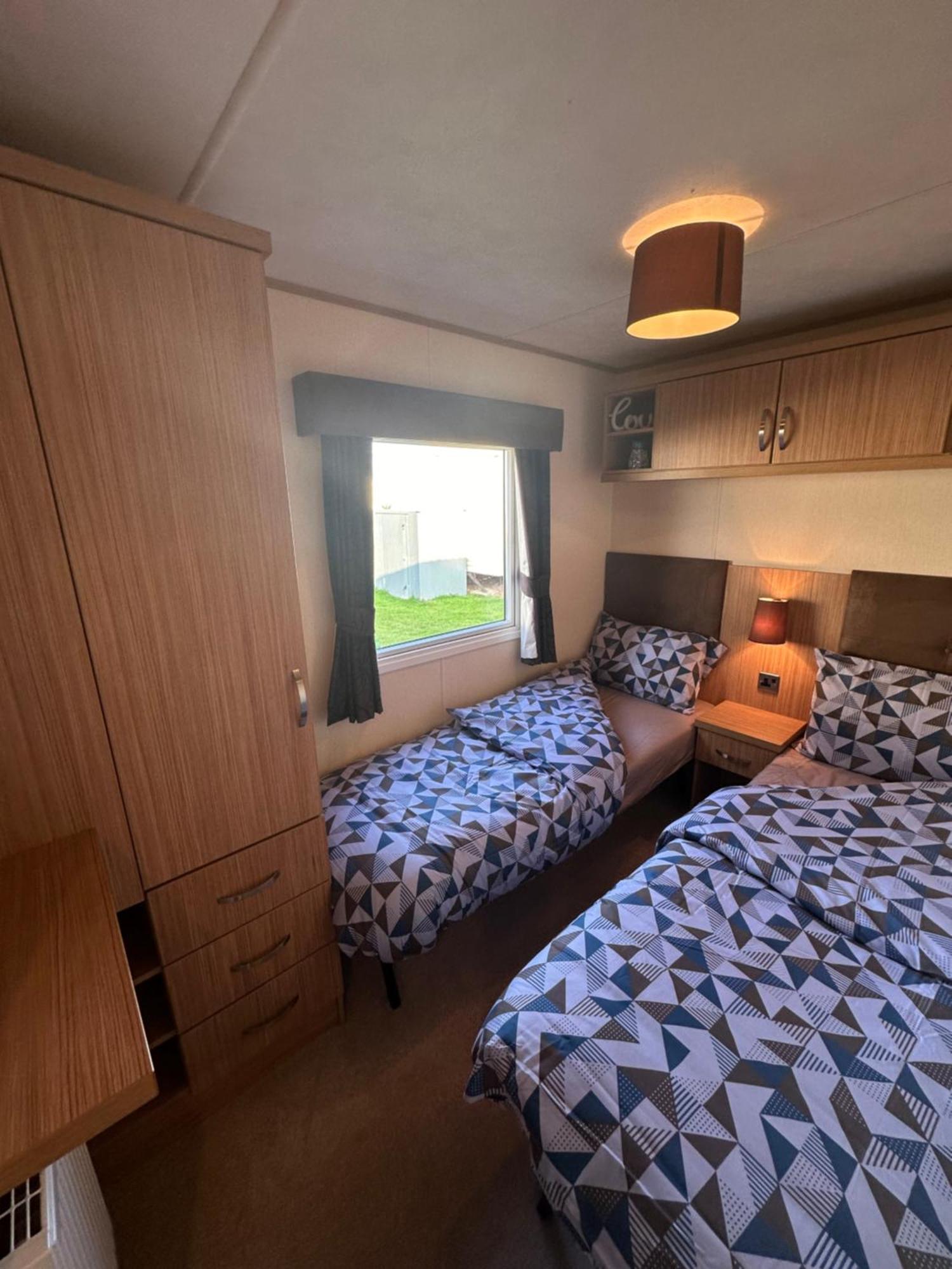 8 Berth Waterside Ingoldmells Santanavan 8 C22 المظهر الخارجي الصورة